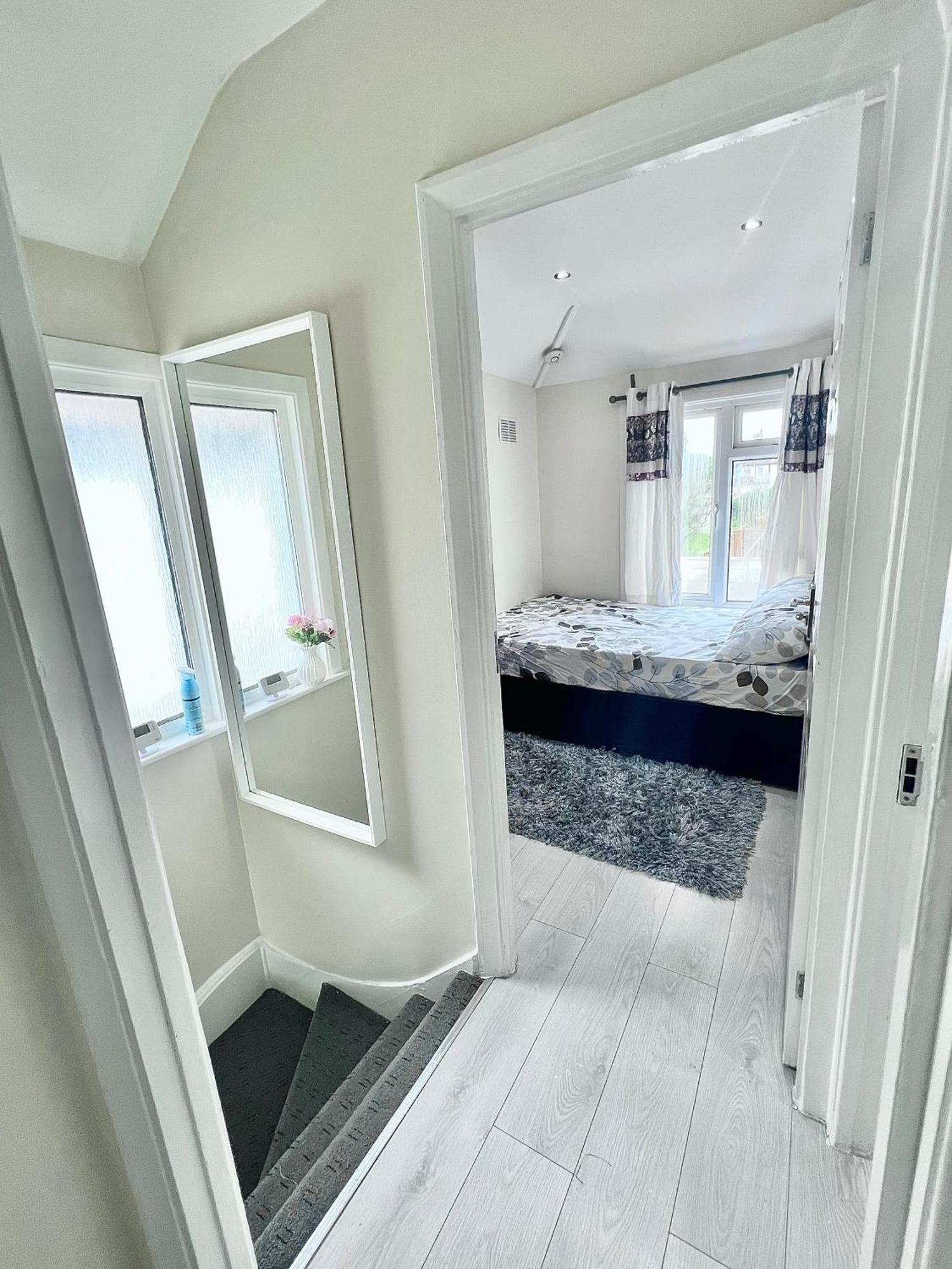 Cosy Private Flat In London, Free Parking On Premise Appartamento *